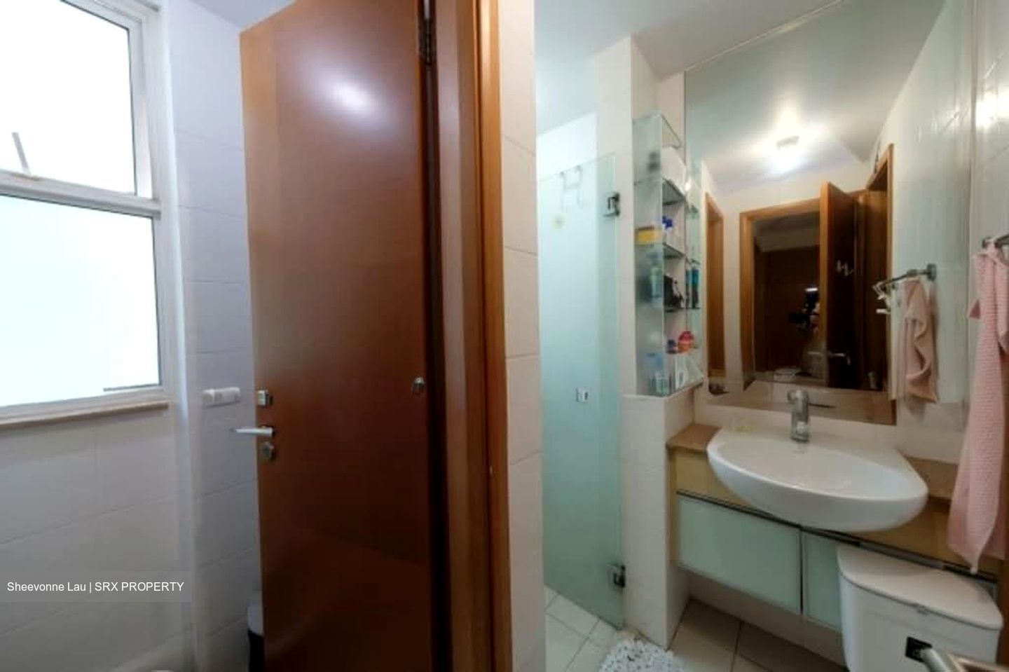 SunGlade (D19), Condominium #561500341